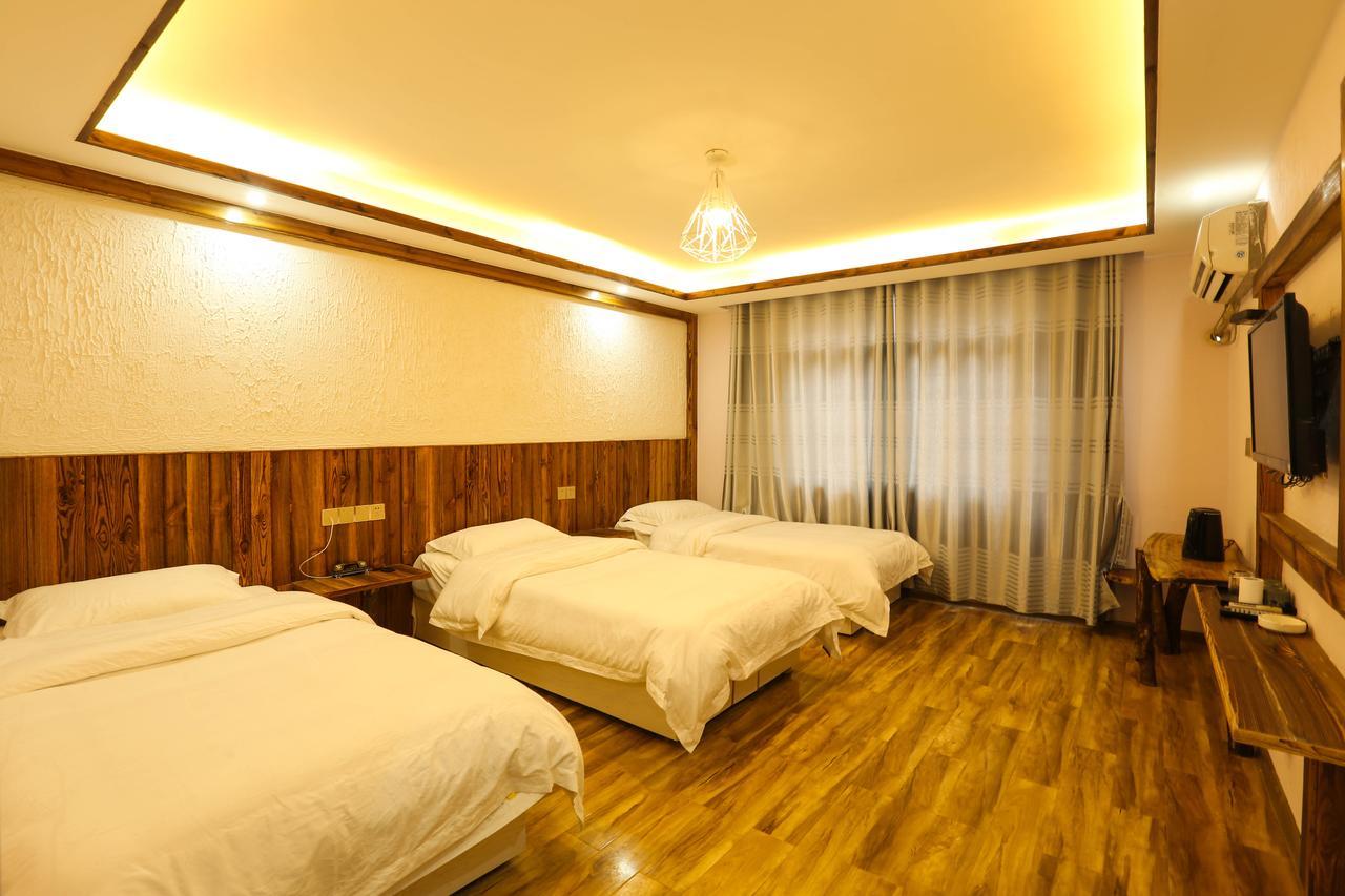 Yunshe Yuanlaiju Guesthouse Жангжиаже Екстериор снимка