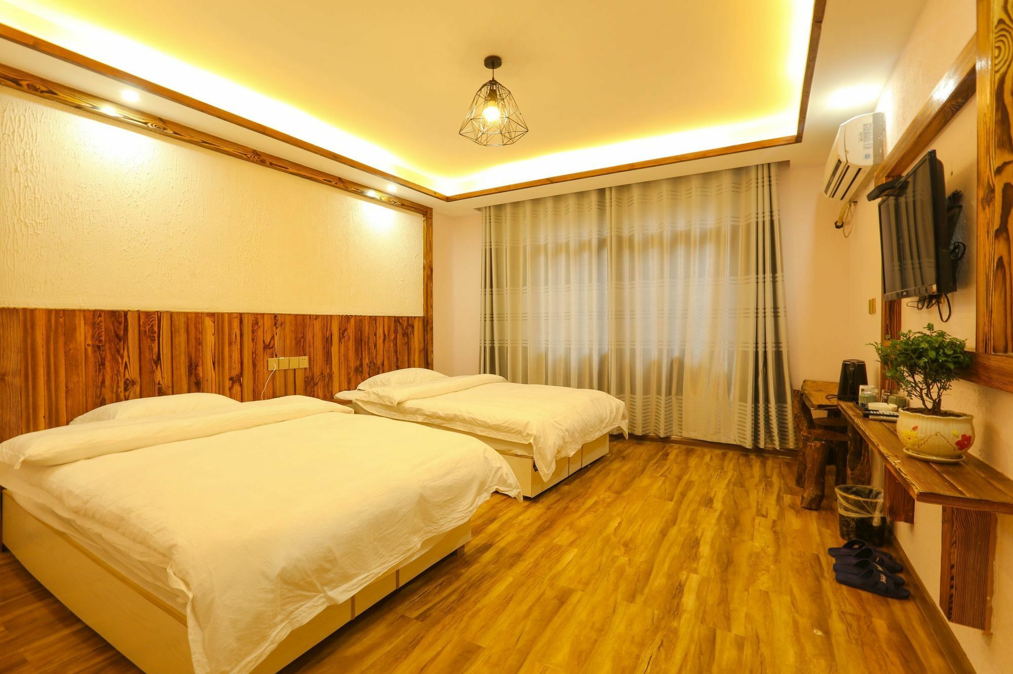 Yunshe Yuanlaiju Guesthouse Жангжиаже Екстериор снимка