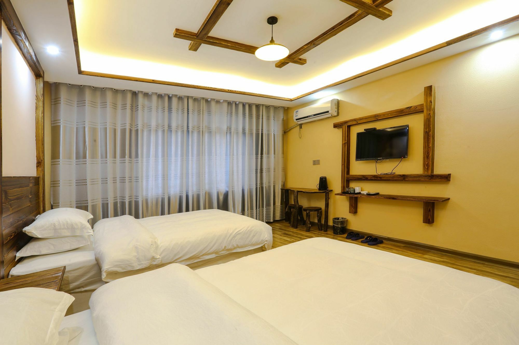 Yunshe Yuanlaiju Guesthouse Жангжиаже Екстериор снимка