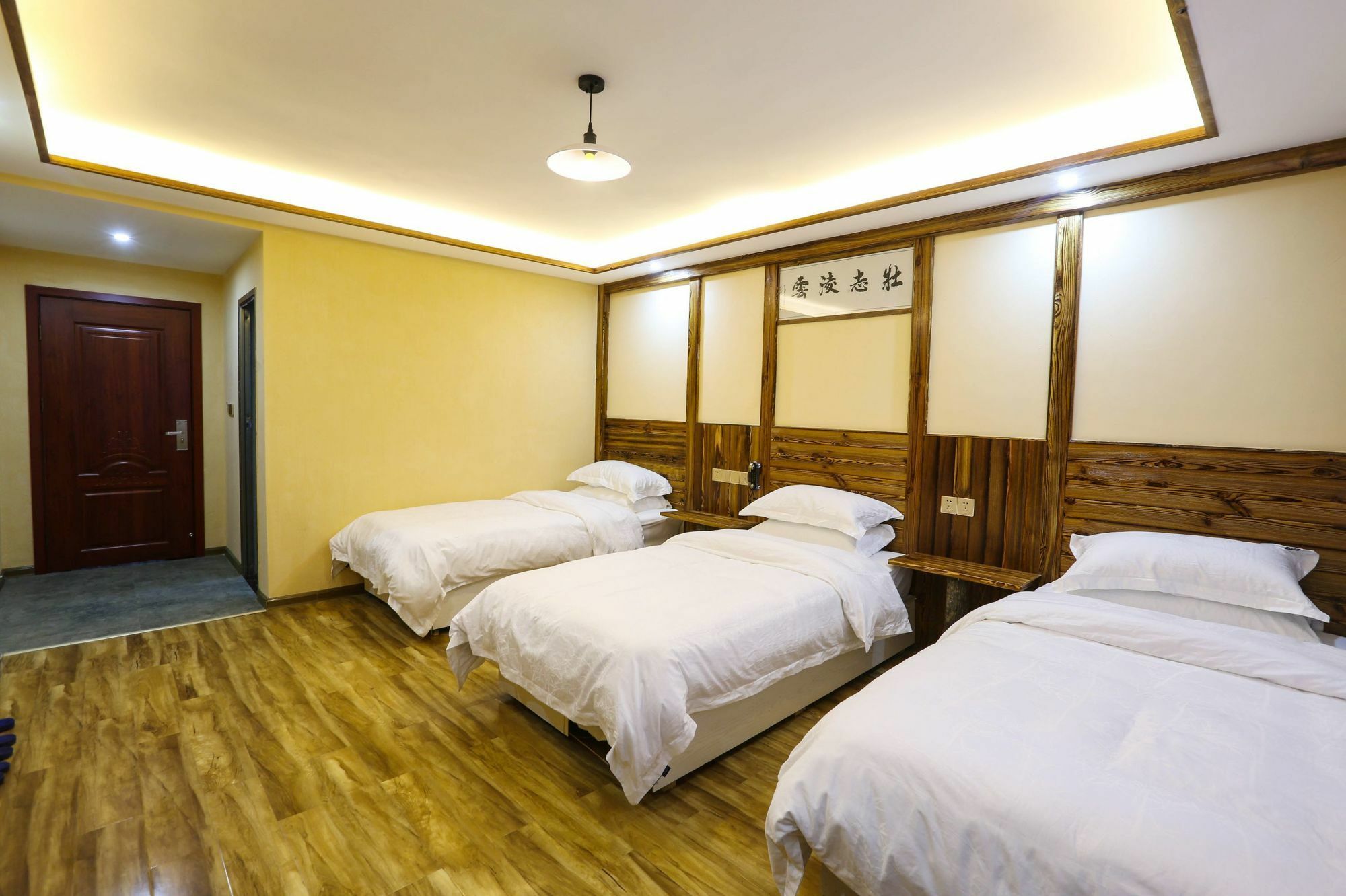 Yunshe Yuanlaiju Guesthouse Жангжиаже Екстериор снимка