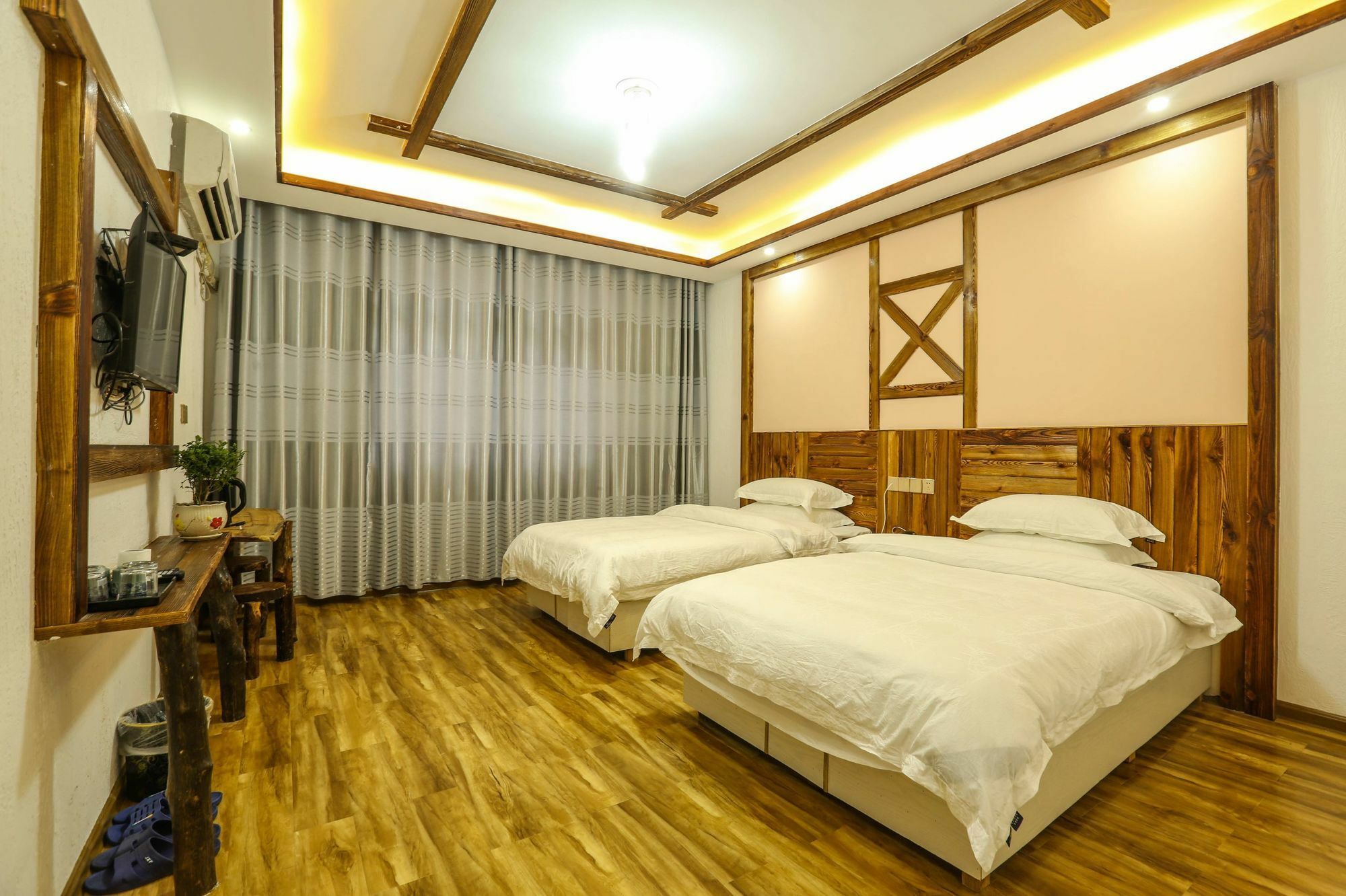 Yunshe Yuanlaiju Guesthouse Жангжиаже Екстериор снимка